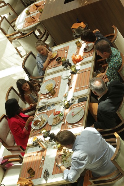Exquisite Eid buffet at Candelabra